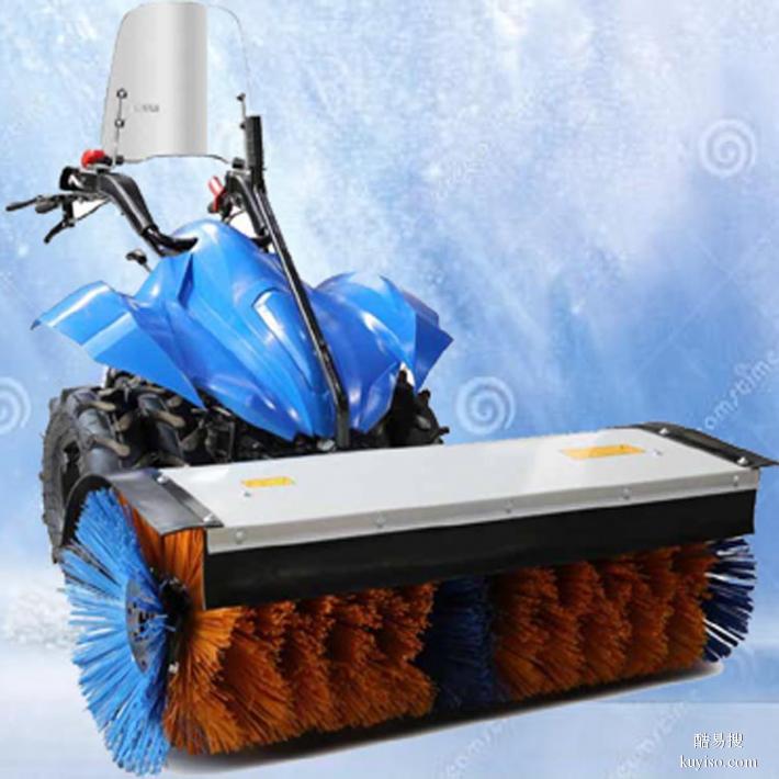 可以驾驶着扫雪的手扶式扫雪机,省时不费力，好操作