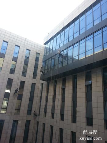 杭州大廈外墻清洗 外墻清洗哪家強(qiáng)就找杭州潤特邦清潔公司