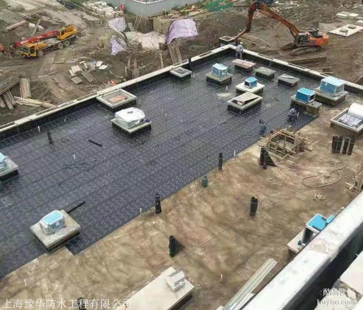 松江區(qū)新橋?qū)I(yè)別墅屋頂補(bǔ)漏 別墅內(nèi)外墻翻新粉刷 外墻防水