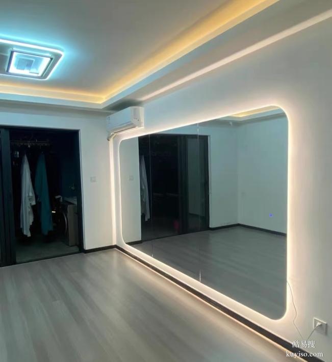 河北區(qū)安裝鏡子安裝高清無銅鏡子一應(yīng)俱全