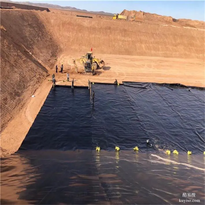 青海土工膜廠家,豬場養(yǎng)雞場沼氣池水池池塘防滲膜