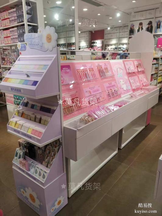 精品店貨架專業(yè)陳列方案提升店鋪顏值與銷量