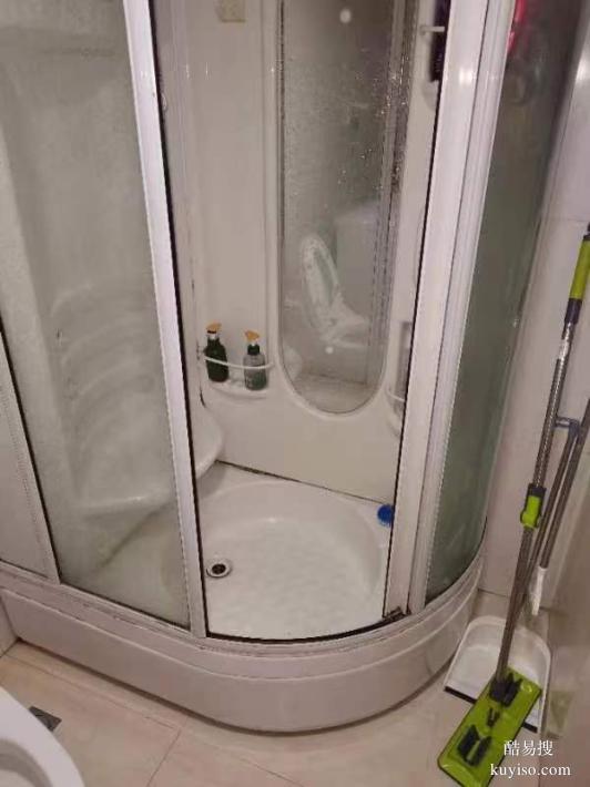 上海浦東陸家嘴澳妮斯AONISI淋浴房維修