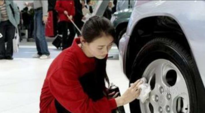 广州国际车展巡回保洁公司，提供专业保洁员展厅开荒清洁