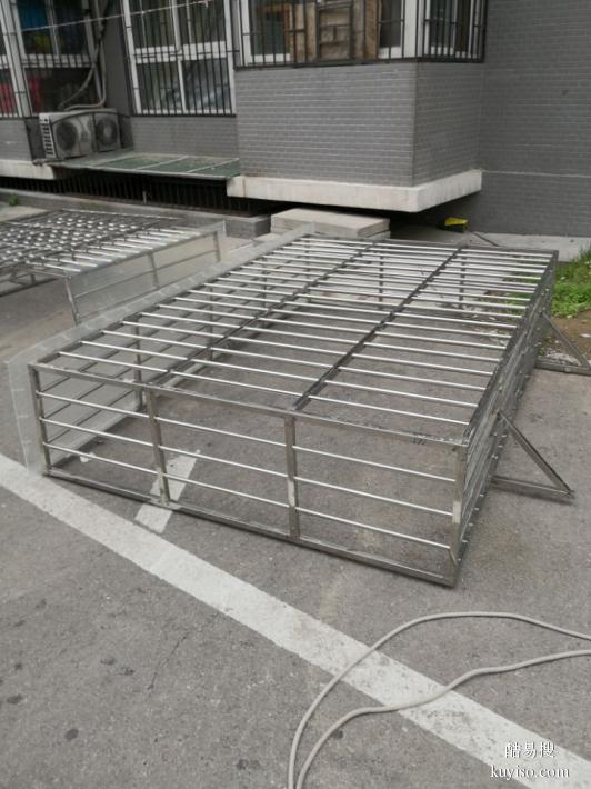 北京昌平县城专业阳台护网护栏定制安装小区断桥铝门窗