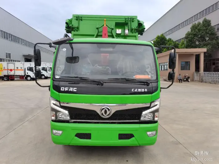 东风福瑞卡勾臂垃圾自卸车有优惠。详情咨询深圳胜辉公司