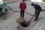 龙章路凌波路春申街清理化粪池 隔油池清底 清掏污水井