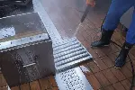 上海连锁餐厅厨房排油烟管道清洗-大型油烟机清洗公司